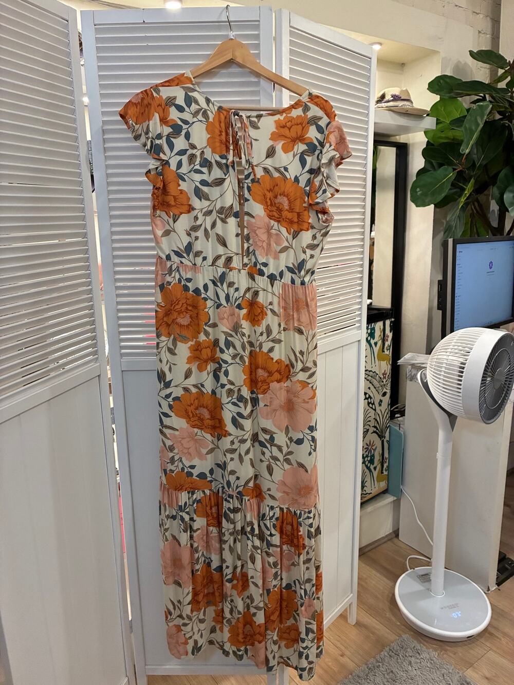 Salt Water Luxe Floral Dress Size Small